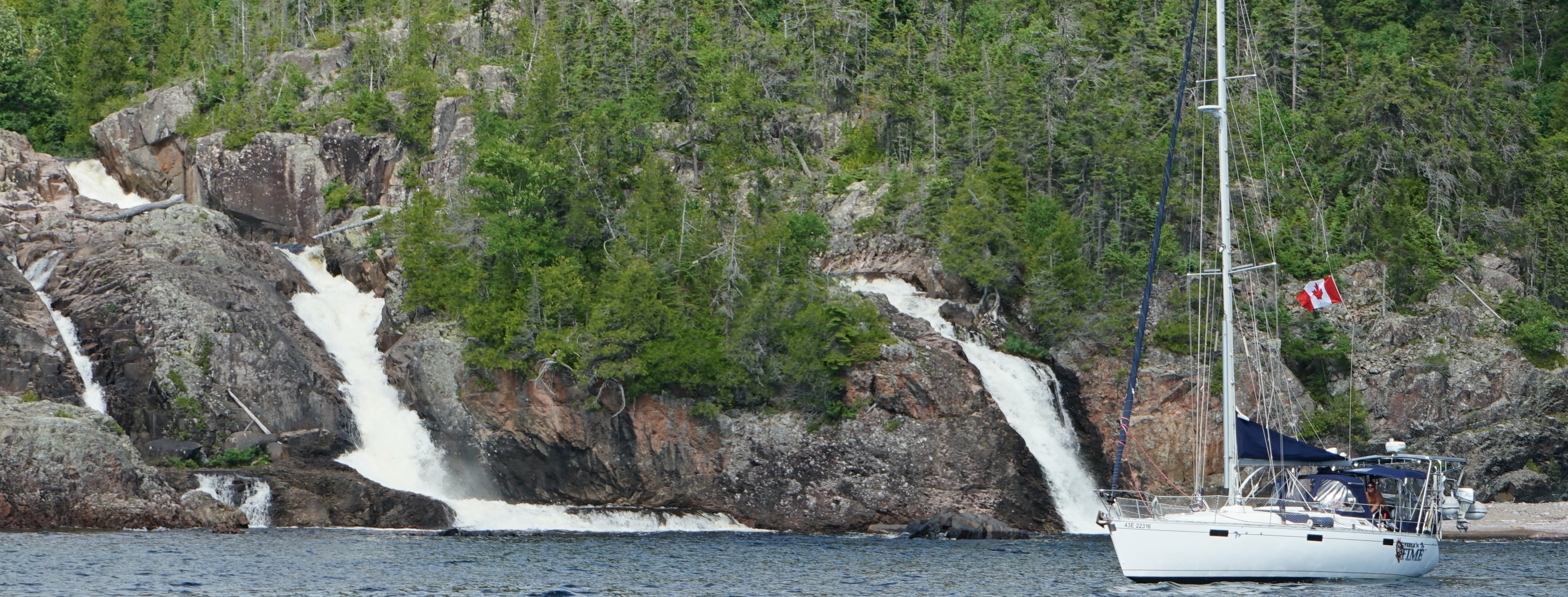 Cascades and Pits in Otter Head